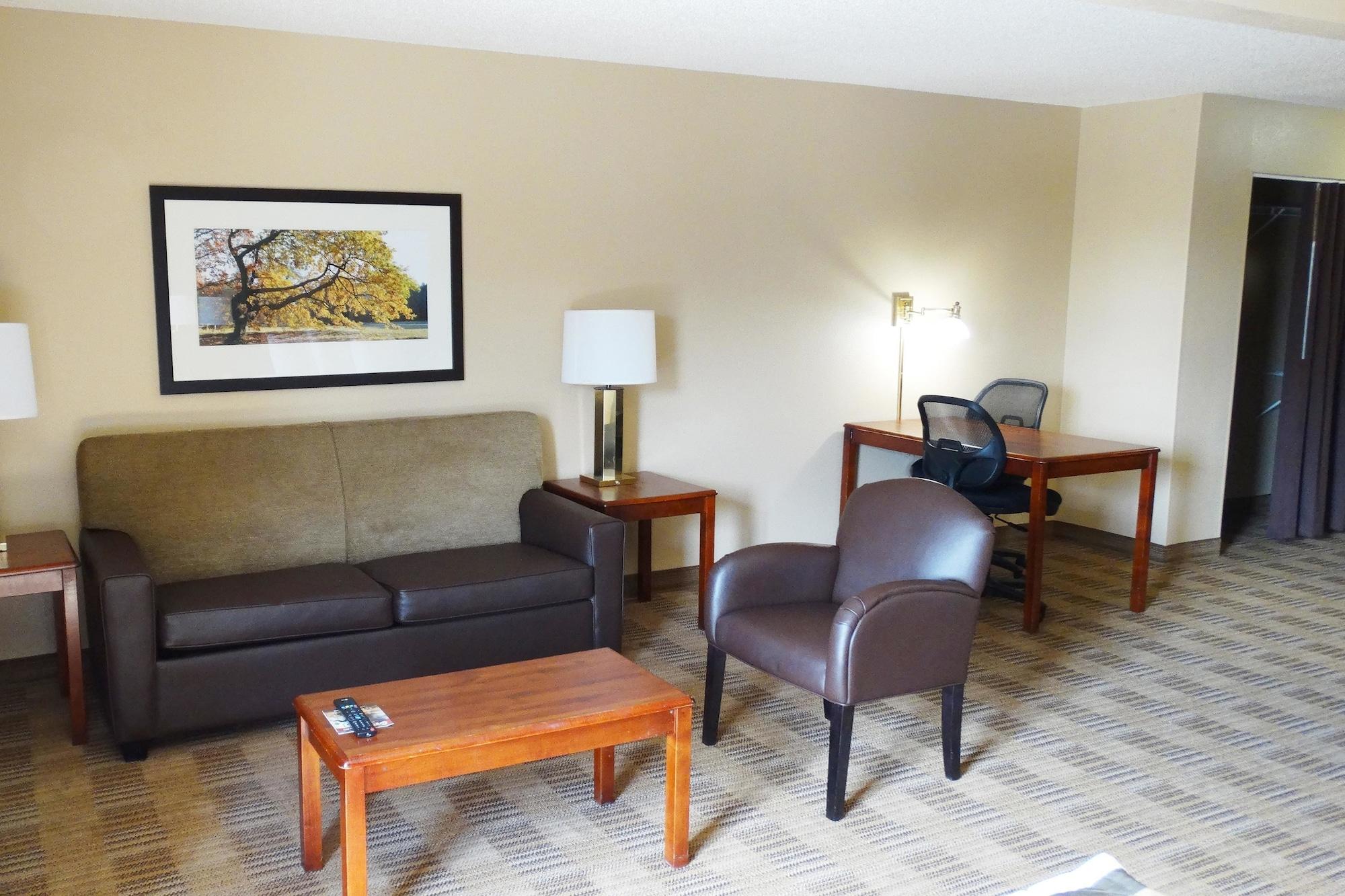 Extended Stay America Select Suites - Rockford - State Street Exteriér fotografie