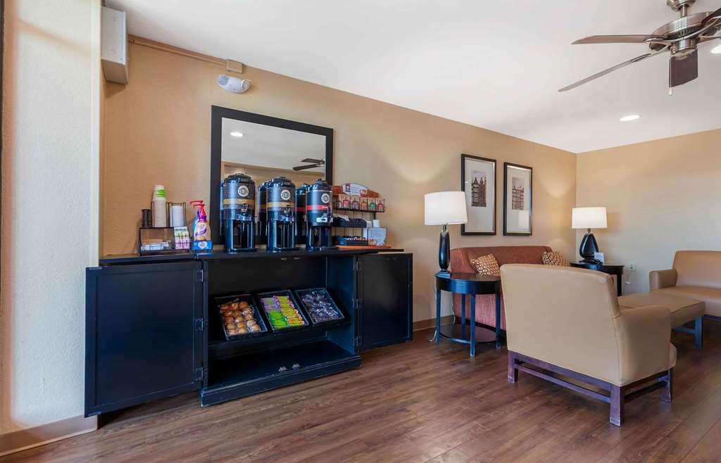 Extended Stay America Select Suites - Rockford - State Street Interiér fotografie
