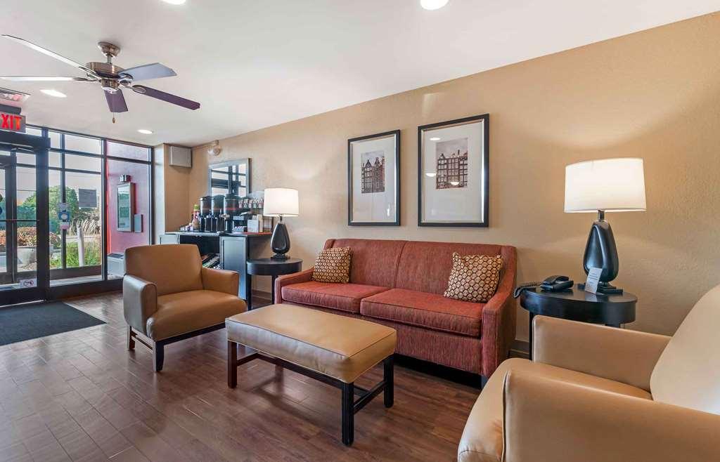 Extended Stay America Select Suites - Rockford - State Street Interiér fotografie