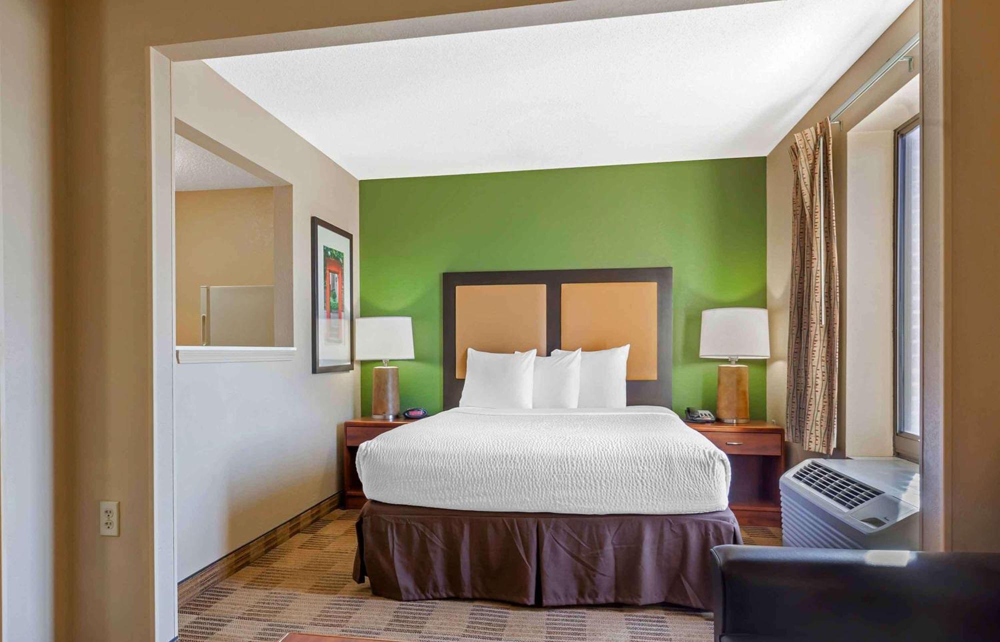 Extended Stay America Select Suites - Rockford - State Street Exteriér fotografie