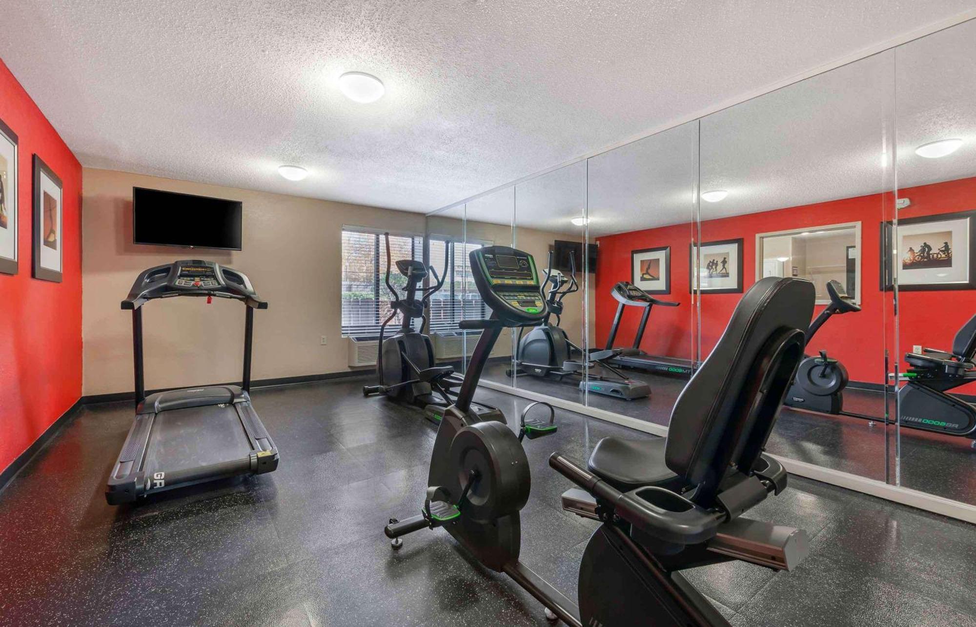 Extended Stay America Select Suites - Rockford - State Street Exteriér fotografie